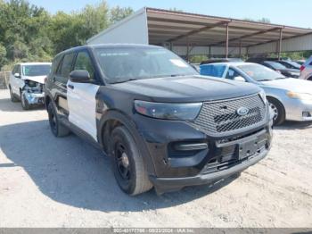  Salvage Ford Police Interceptor Utilit