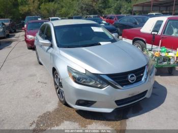  Salvage Nissan Altima