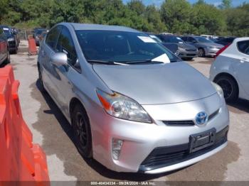  Salvage Toyota Prius