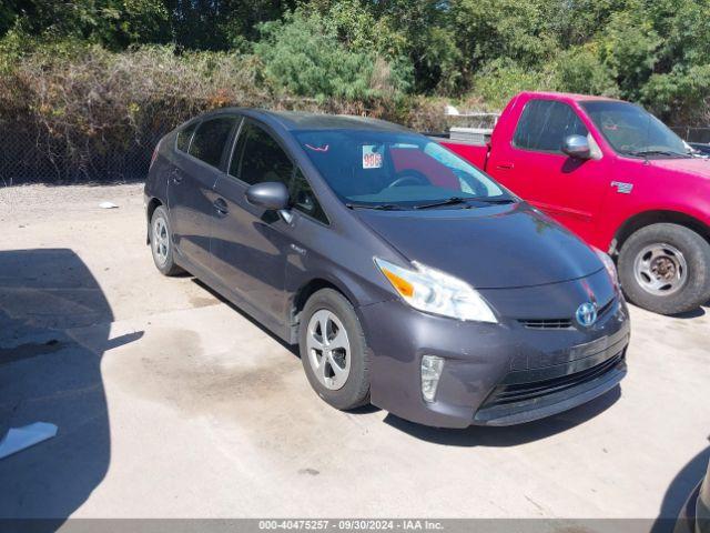  Salvage Toyota Prius