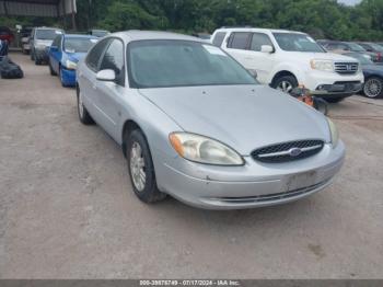  Salvage Ford Taurus