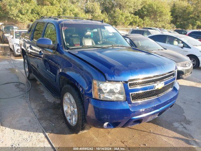  Salvage Chevrolet Avalanche