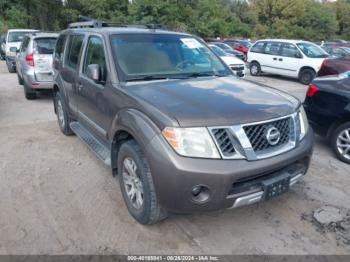  Salvage Nissan Pathfinder