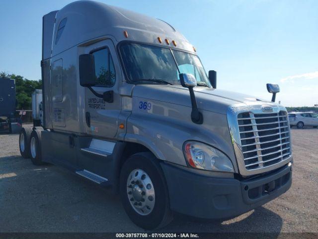  Salvage Freightliner Cascadia 125