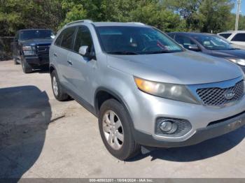  Salvage Kia Sorento