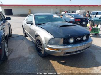  Salvage Ford Mustang