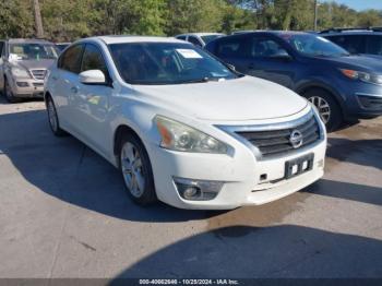  Salvage Nissan Altima