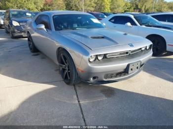  Salvage Dodge Challenger