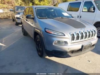  Salvage Jeep Cherokee