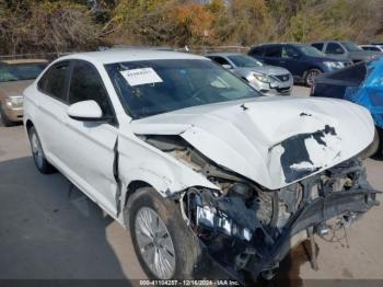  Salvage Volkswagen Jetta