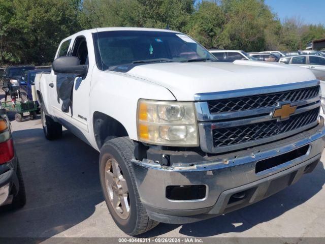  Salvage Chevrolet Silverado 2500