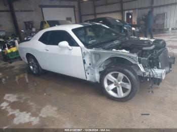  Salvage Dodge Challenger