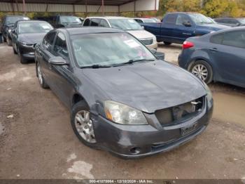  Salvage Nissan Altima