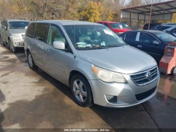  Salvage Volkswagen Routan