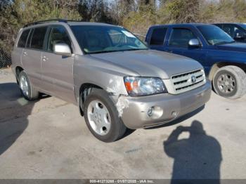  Salvage Toyota Highlander