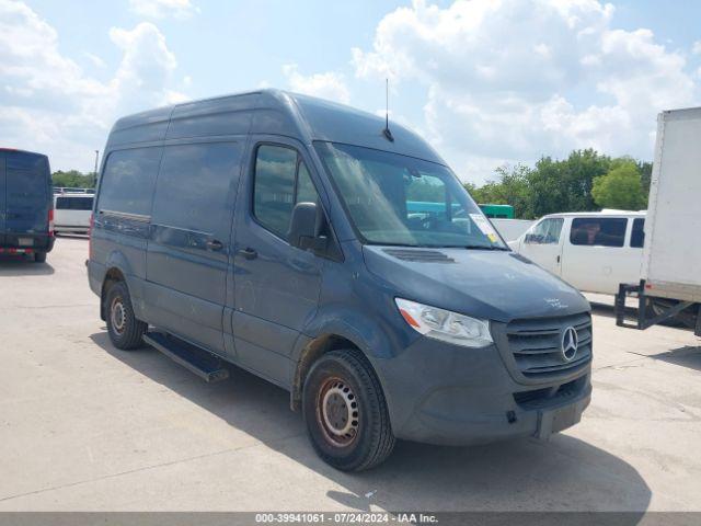  Salvage Mercedes-Benz Sprinter 2500