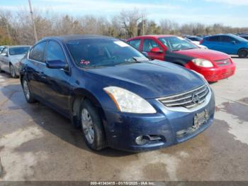  Salvage Nissan Altima