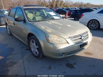  Salvage Nissan Altima