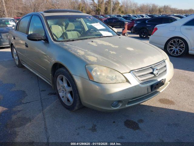  Salvage Nissan Altima