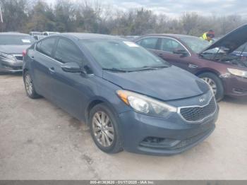  Salvage Kia Forte