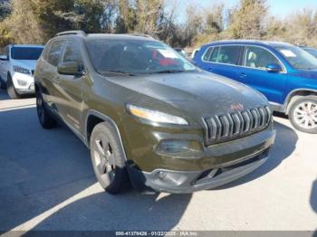  Salvage Jeep Cherokee