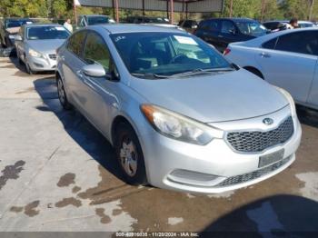  Salvage Kia Forte