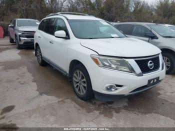  Salvage Nissan Pathfinder