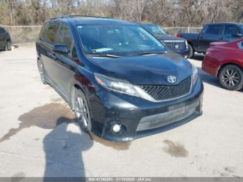  Salvage Toyota Sienna