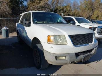  Salvage Ford Expedition