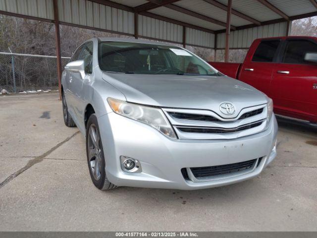  Salvage Toyota Venza