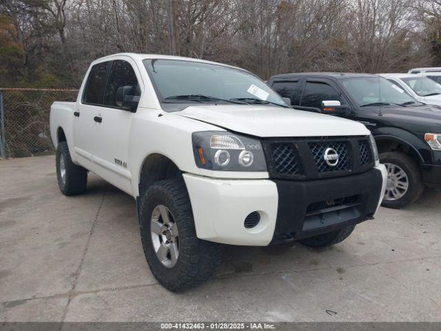  Salvage Nissan Titan