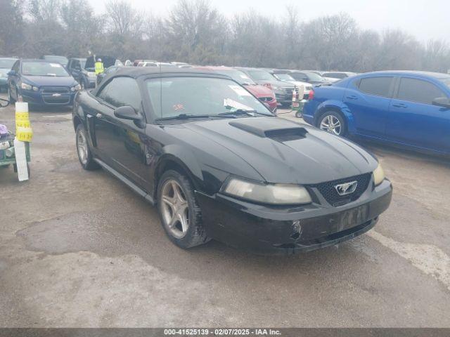  Salvage Ford Mustang