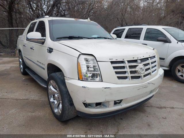  Salvage Chevrolet Avalanche 1500