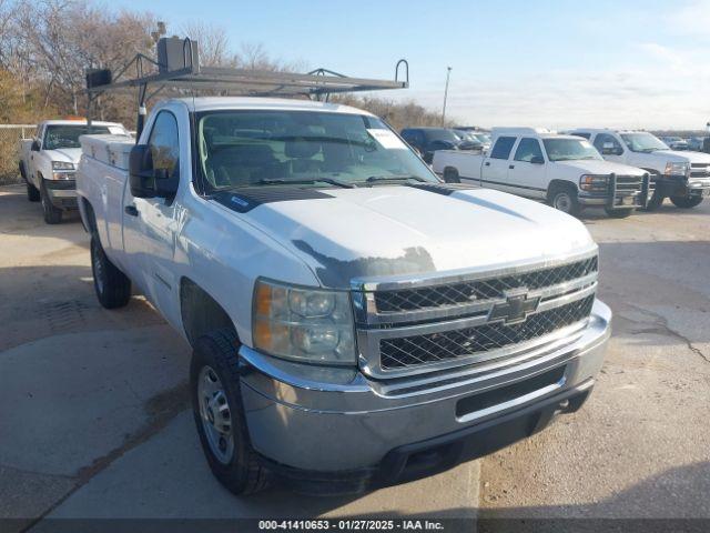  Salvage Chevrolet Silverado 2500