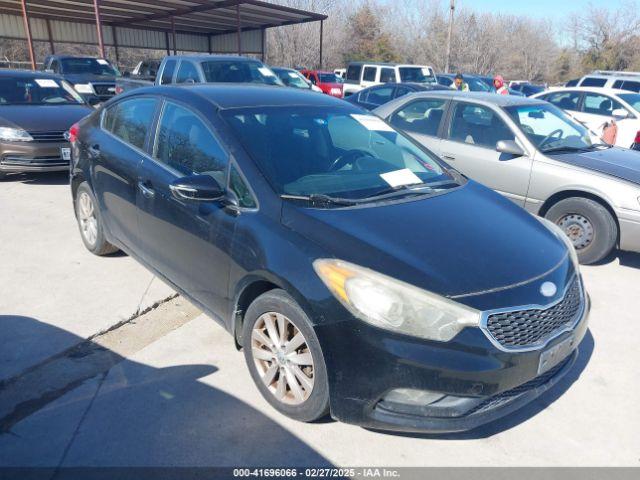  Salvage Kia Forte