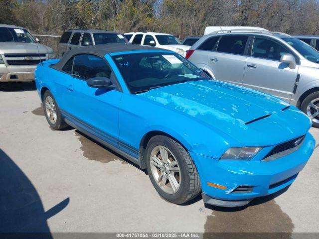  Salvage Ford Mustang