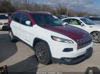  Salvage Jeep Cherokee