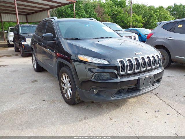  Salvage Jeep Cherokee