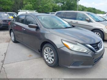  Salvage Nissan Altima