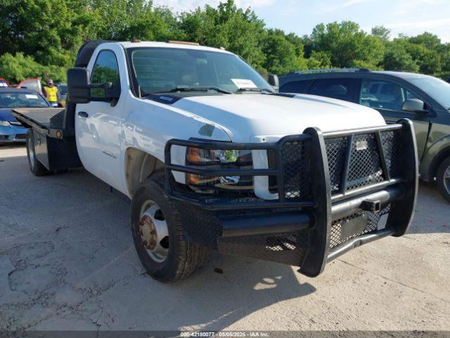  Salvage Chevrolet Silverado 3500
