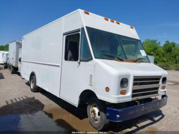  Salvage Ford E-450