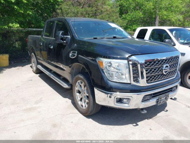  Salvage Nissan Titan