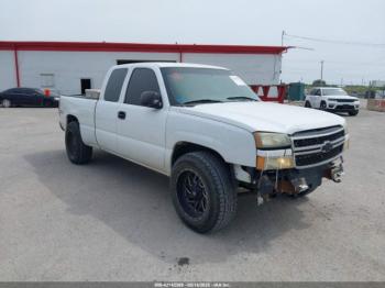  Salvage Chevrolet Silverado 1500