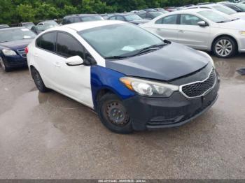 Salvage Kia Forte