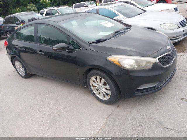  Salvage Kia Forte