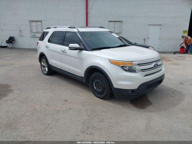  Salvage Ford Explorer