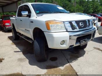  Salvage Nissan Titan
