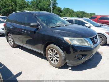  Salvage Nissan Pathfinder