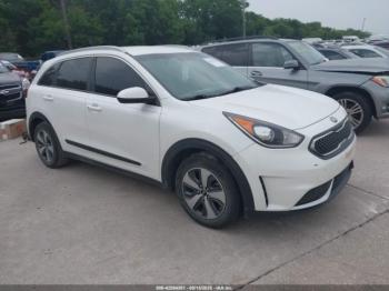  Salvage Kia Niro