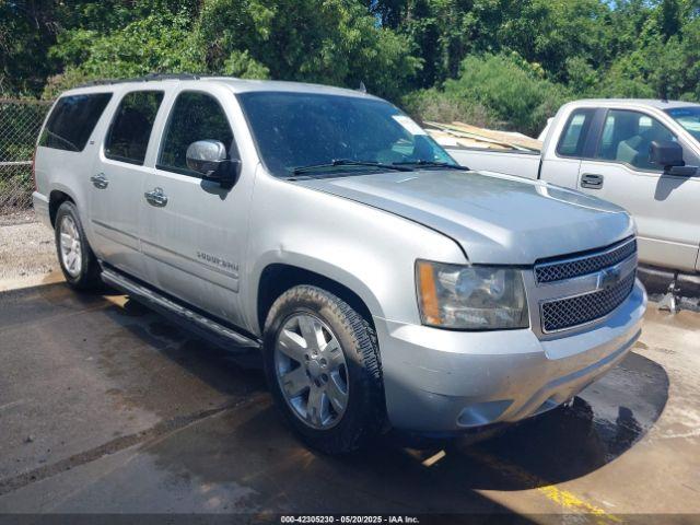  Salvage Chevrolet Suburban 1500